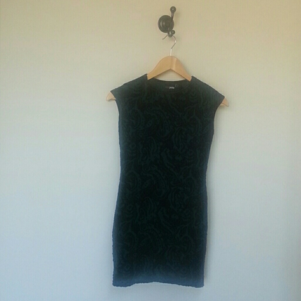 Hot dress